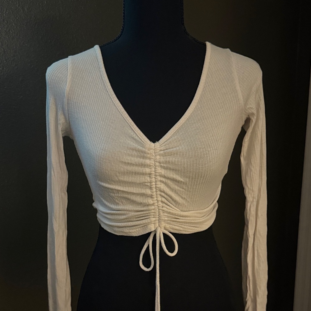 Forever 21 Cream Ruched Crop Top